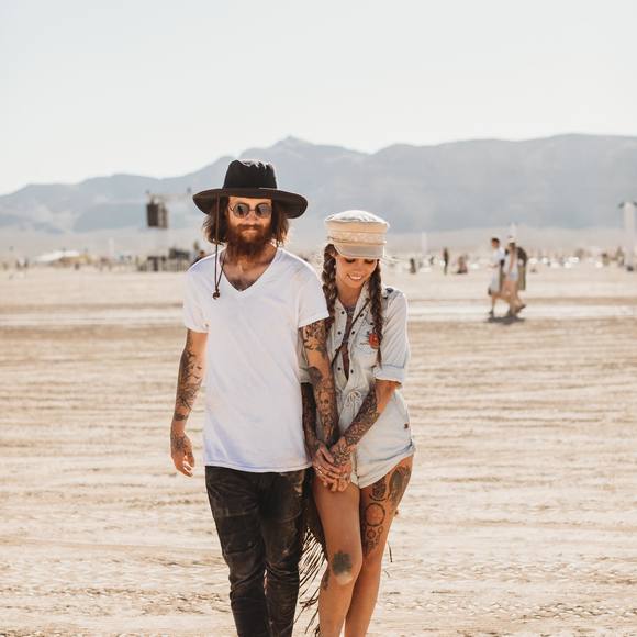 Meet your Posher, Lacey - Picture 1 of 1